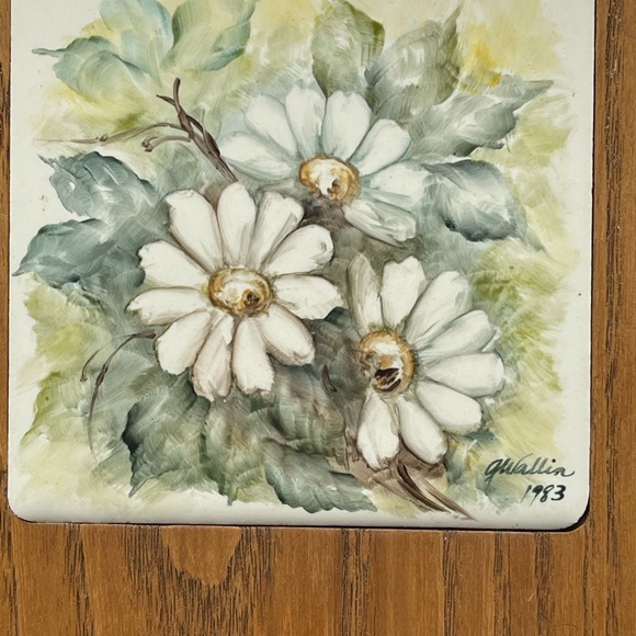 Vintage Hand Painted, Framed and Signed/Dated Beautiful Flower Tile  7 1/4" - Picture 2 of 5
